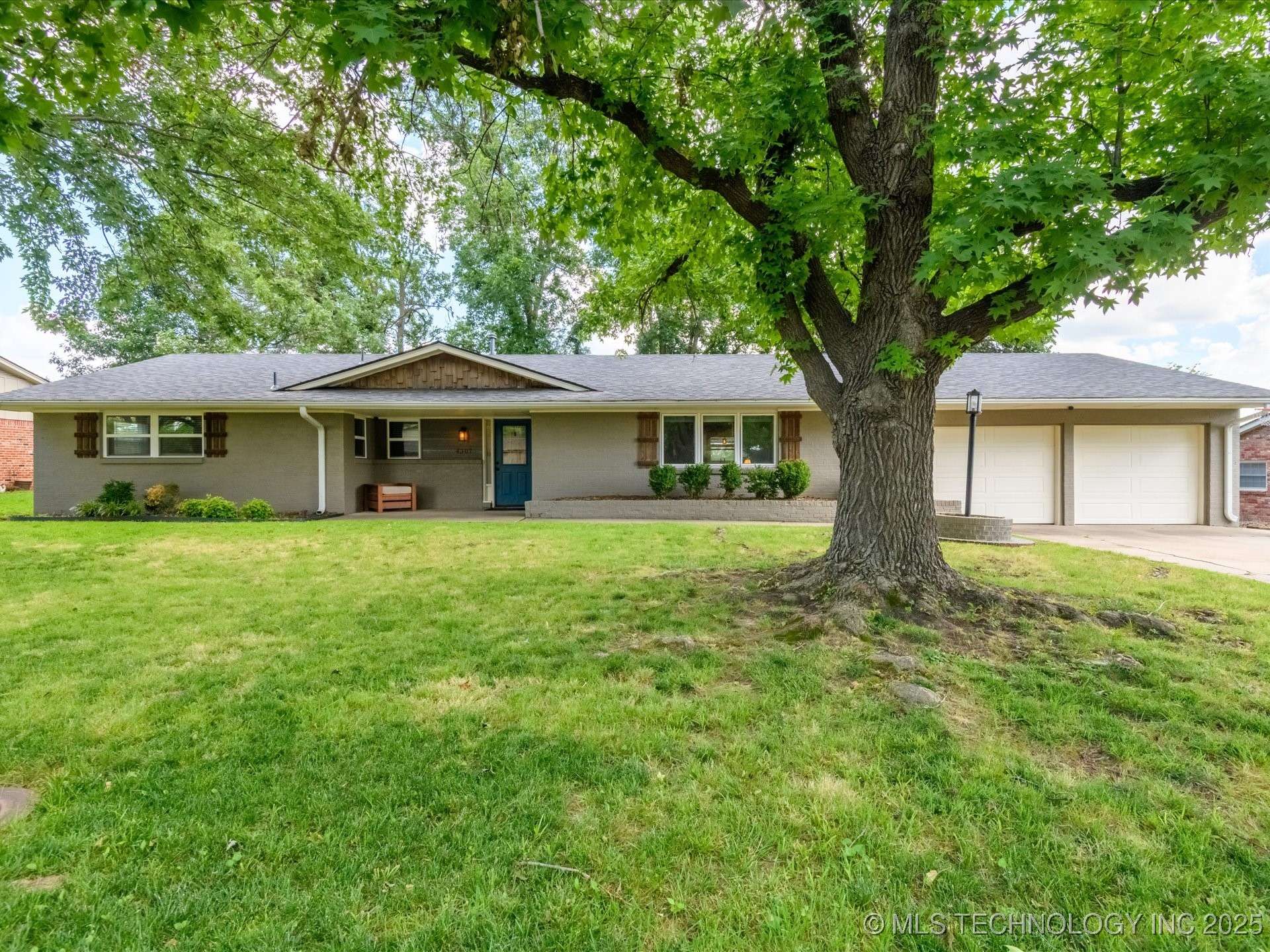 Bartlesville, OK 74004,4307 Bridle RD