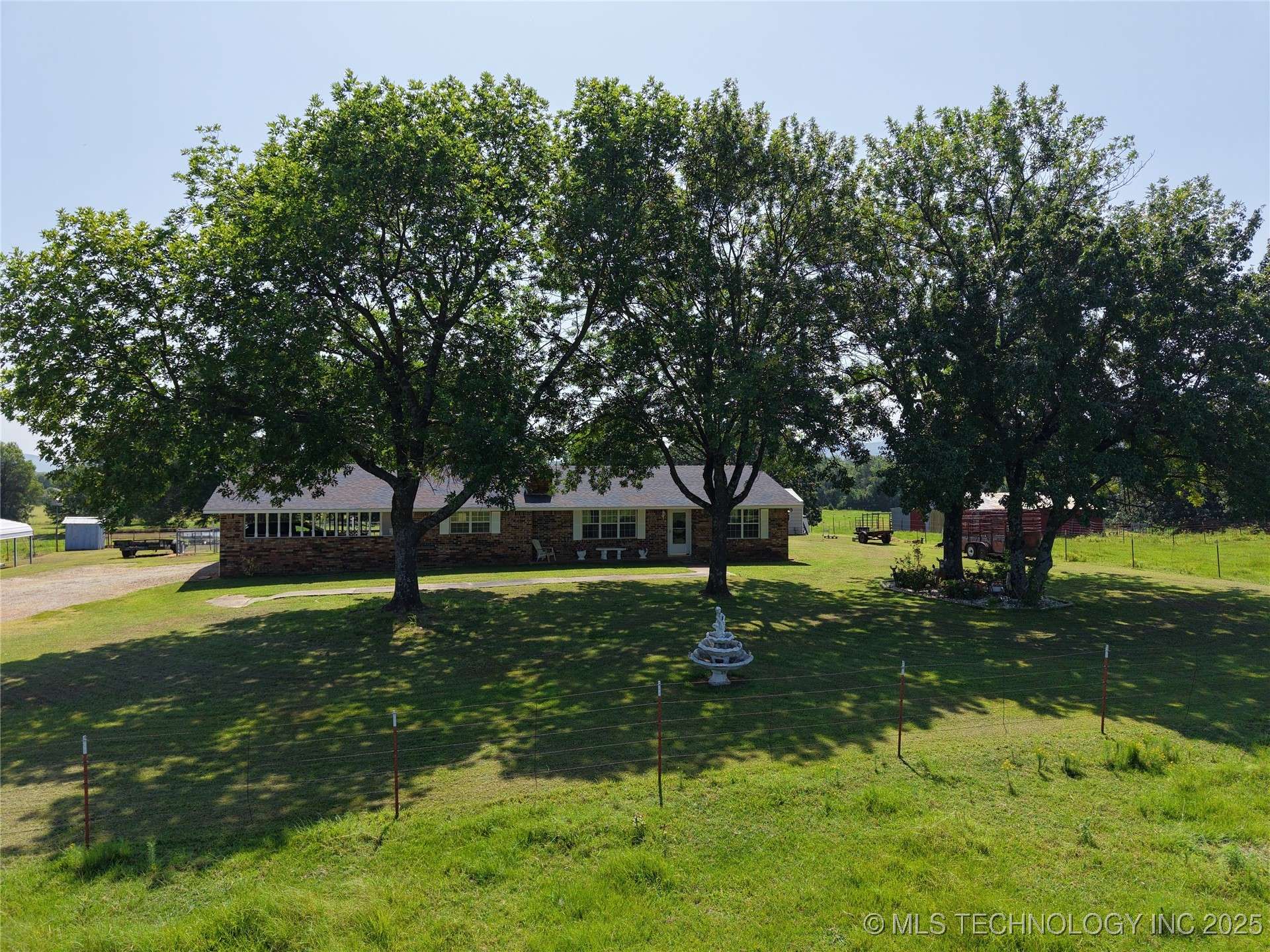 Howe, OK 74940,37280 Morris Creek