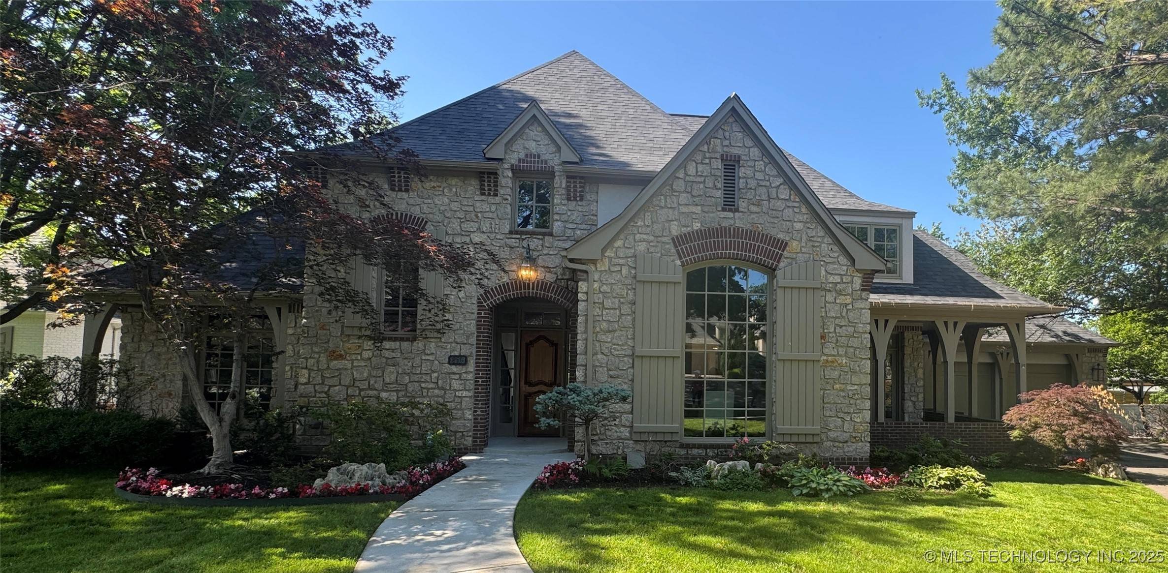 Tulsa, OK 74105,2616 E 33rd ST