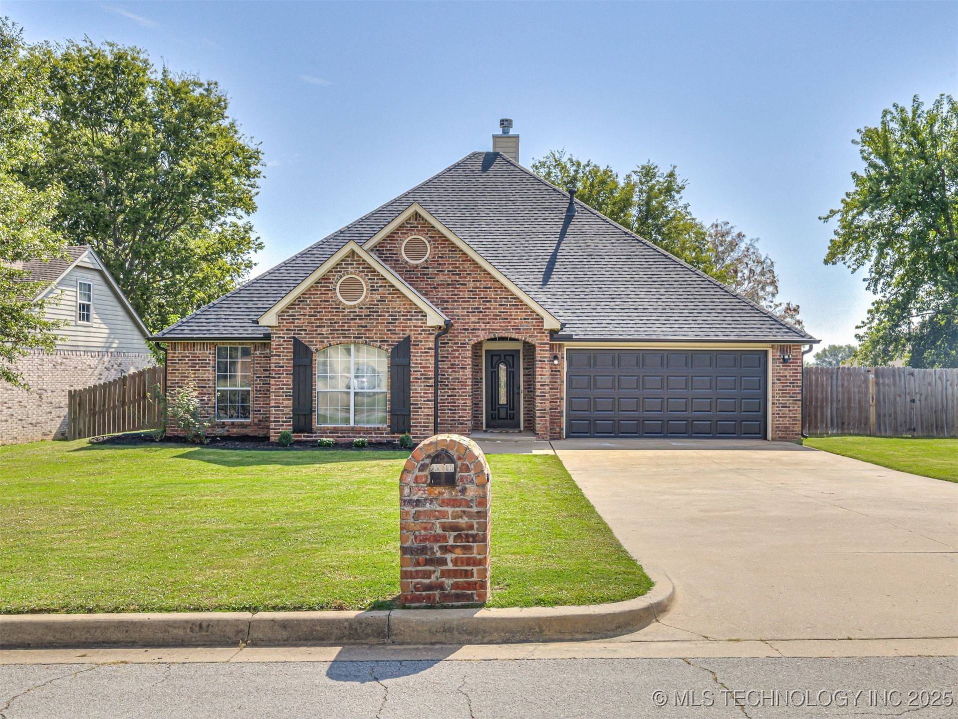 Claremore, OK 74019,25545 Briar DR