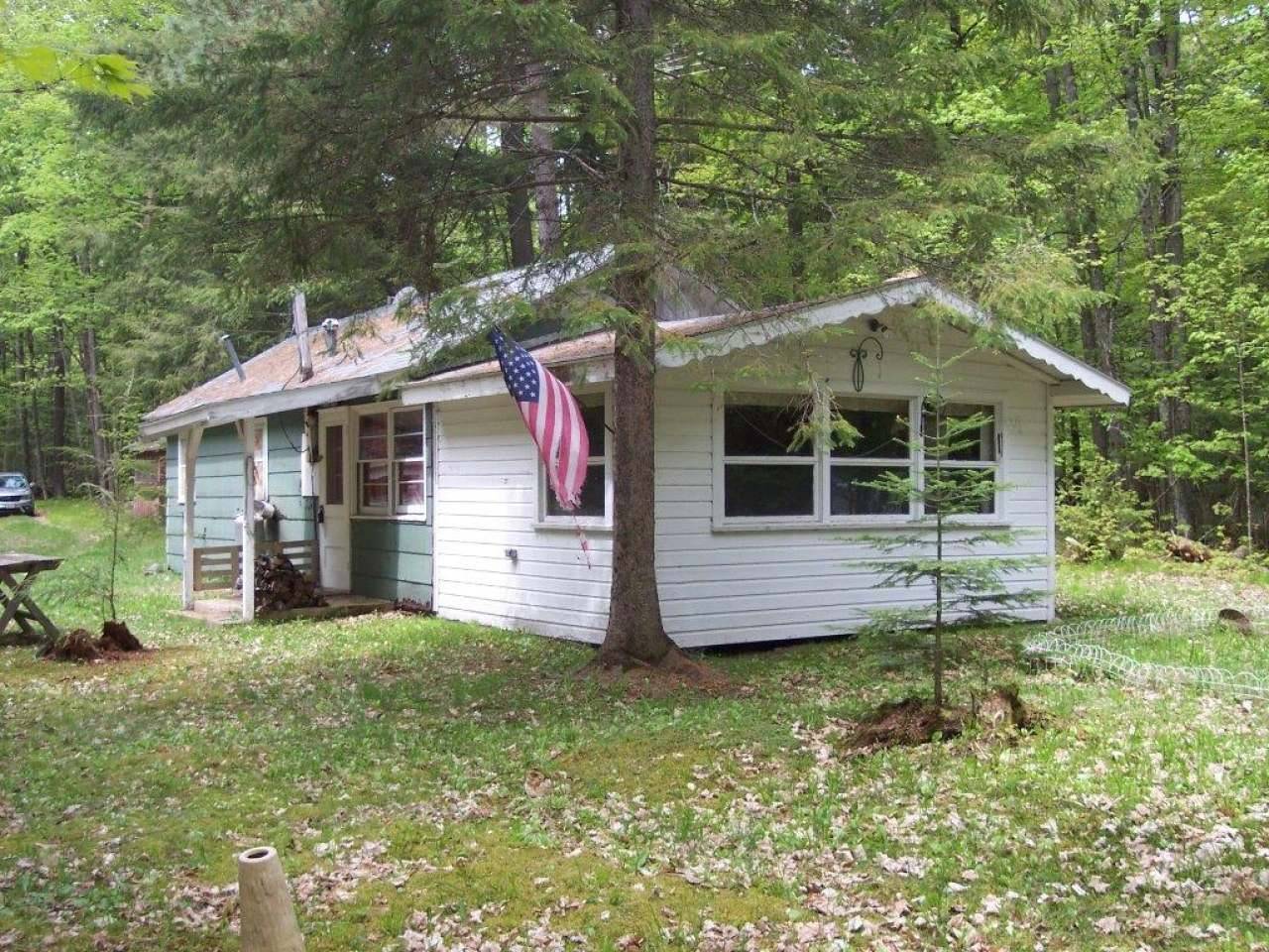 Minocqua, WI 54548,8698 AMBER LAKE RD W