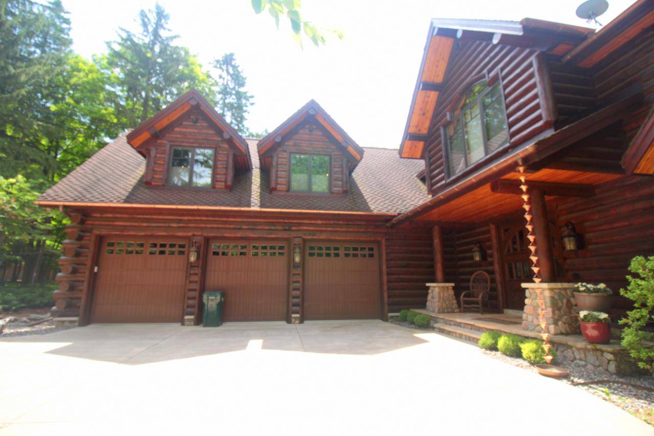 Minocqua, WI 54548,9811 SYLVAN SHORE DR