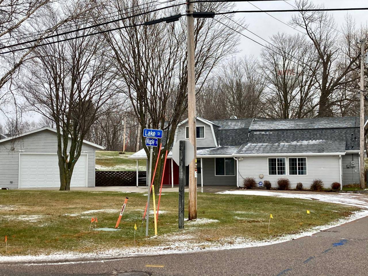 White Lake, WI 54491,415 MAPLE ST