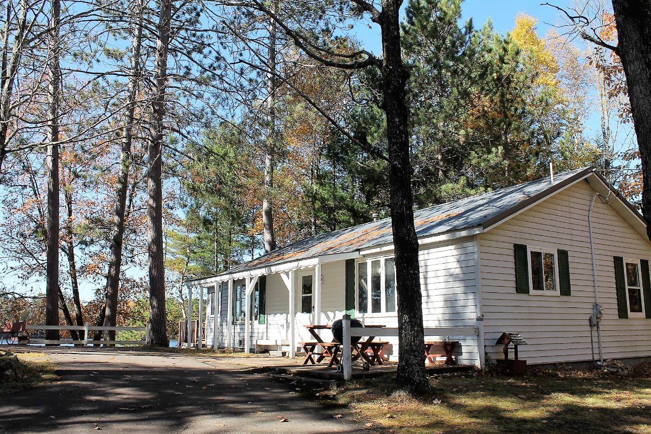 WI 54564,5363 PIER LAKE RD S