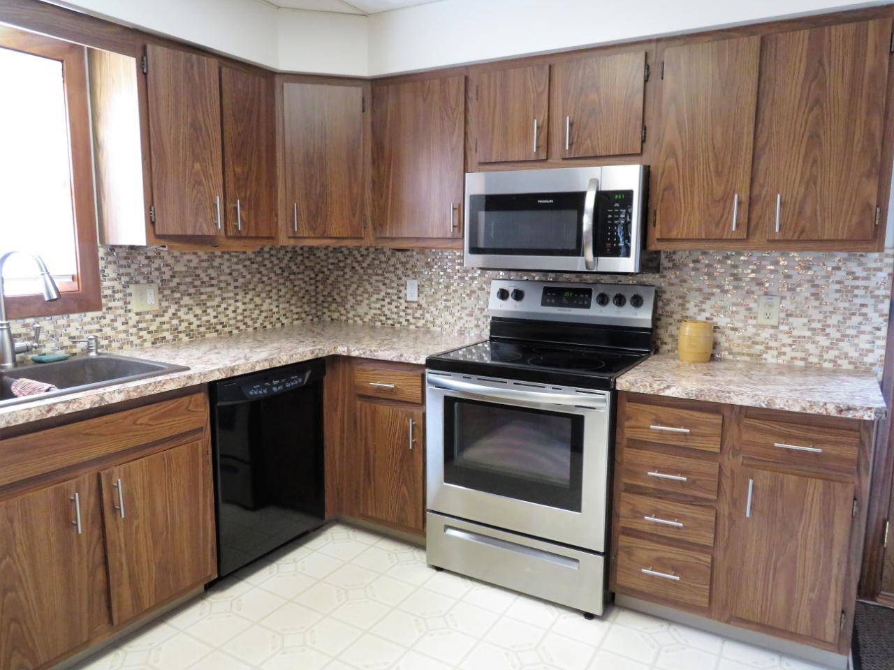 Rhinelander, WI 54501,1359 EAGLE ST