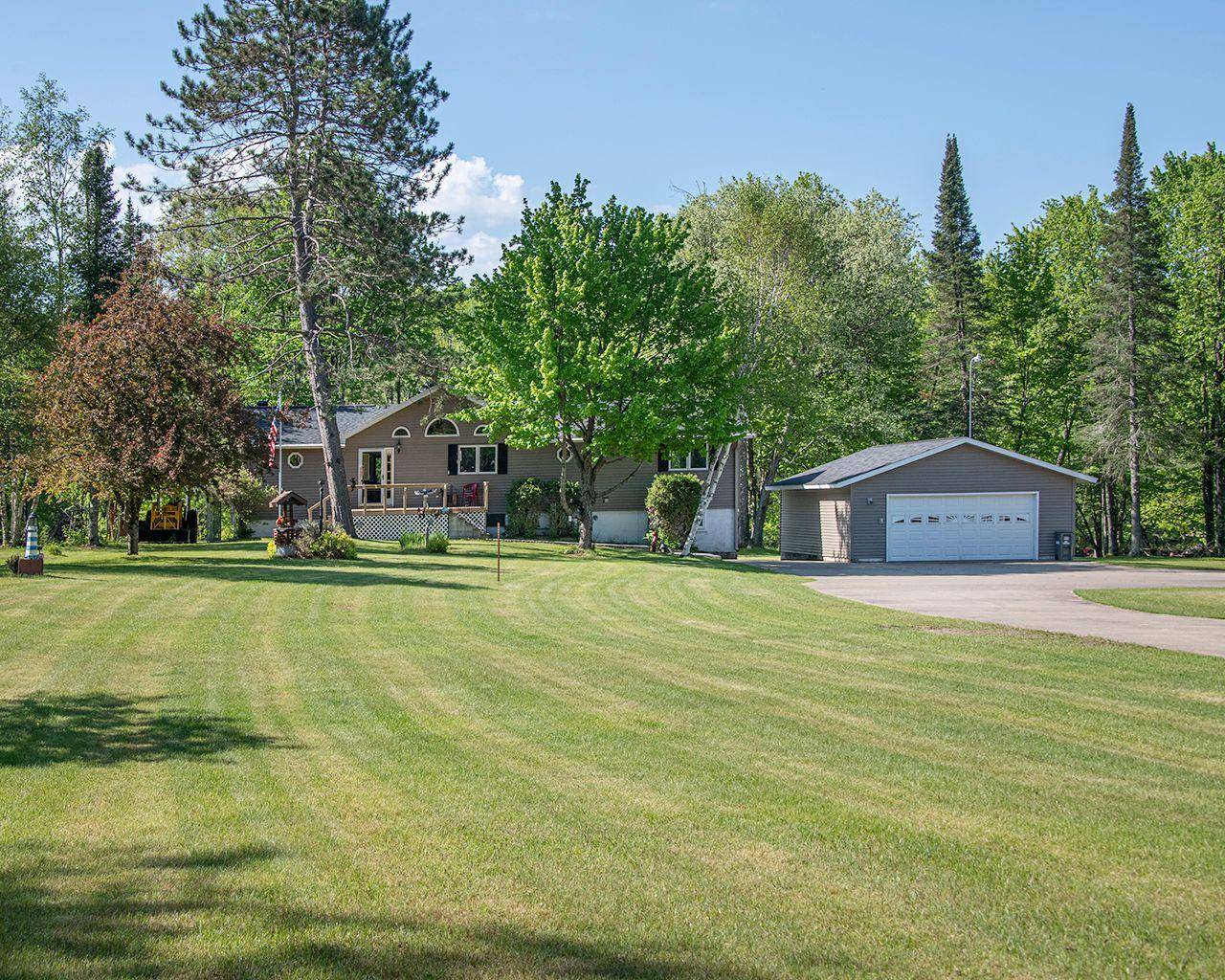Rhinelander, WI 54501,4671 RIVER BEND RD