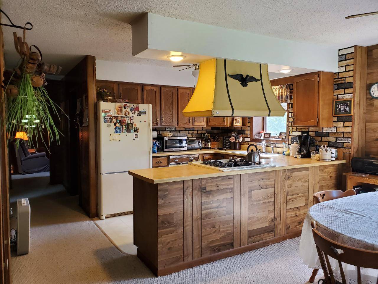 Rhinelander, WI 54501,1105 COON ST