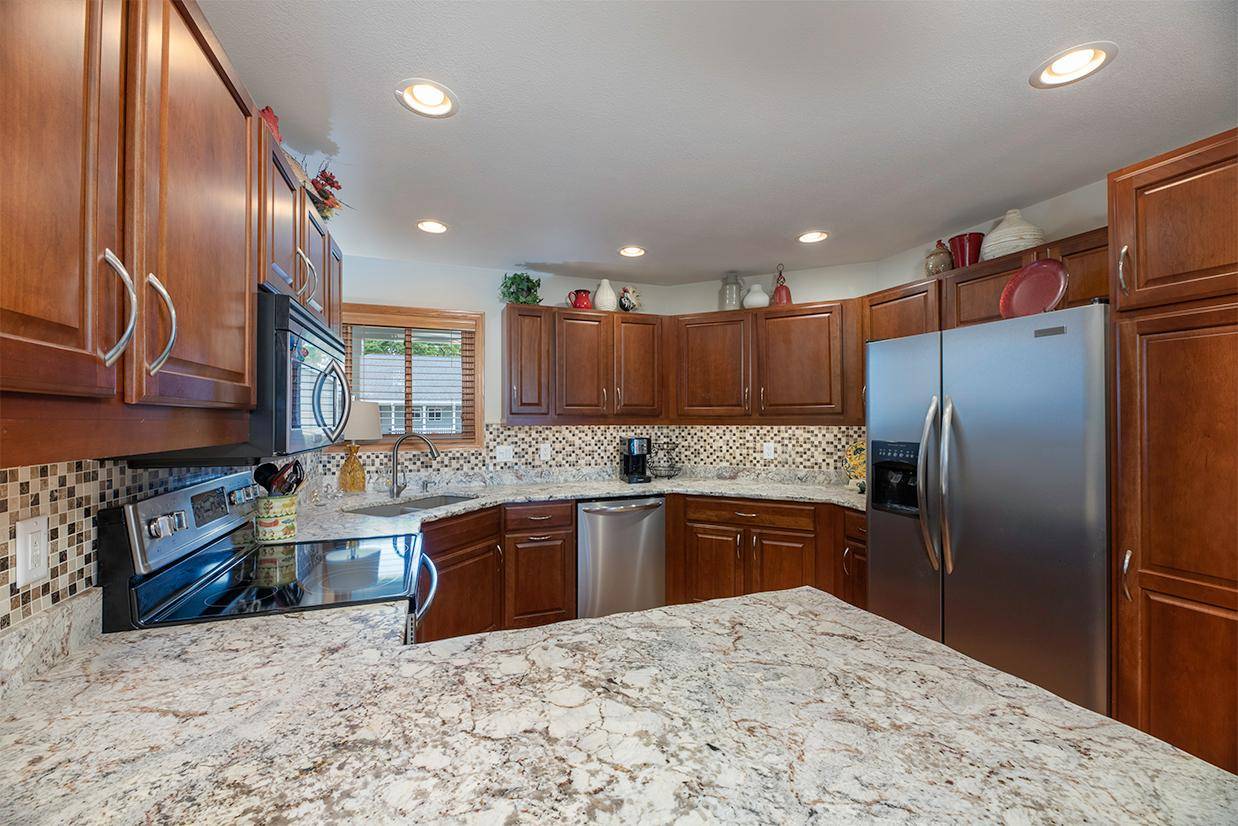 Rhinelander, WI 54501,115 PARK RIDGE CT #6