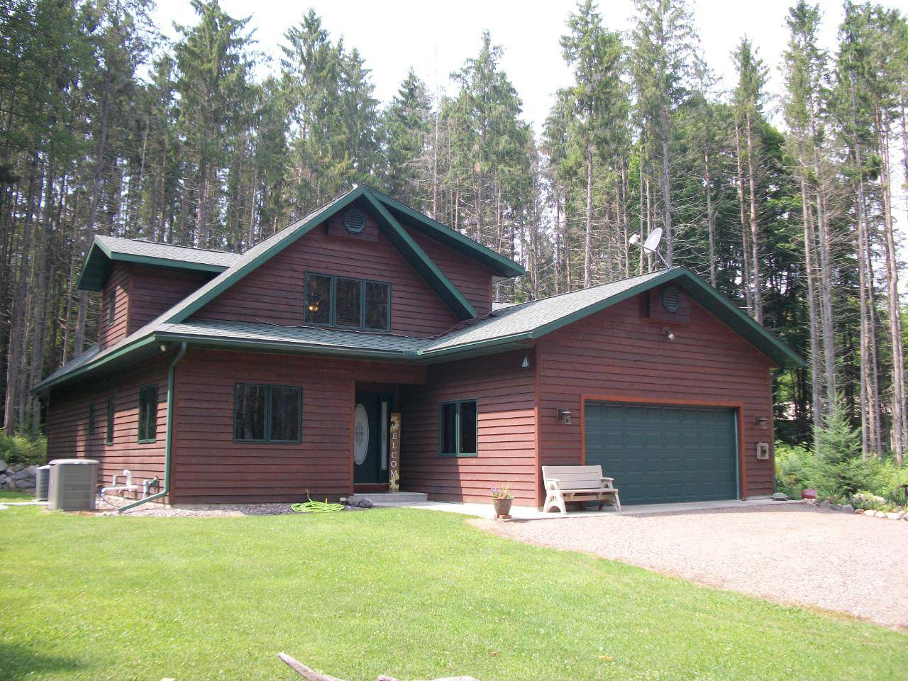 Minocqua, WI 54548,8427 AMBER LAKE RD W