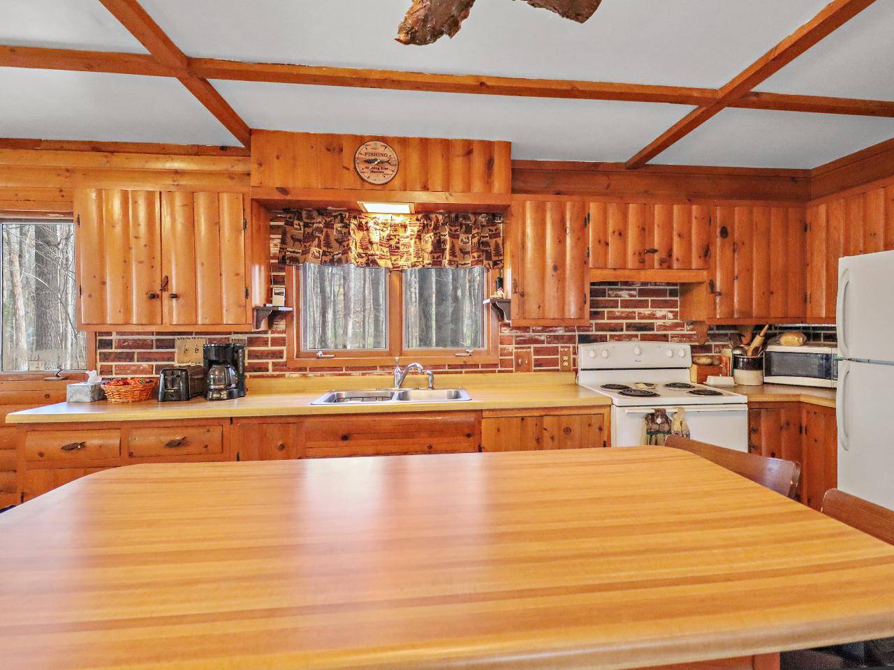 Newbold, WI 54539,8044 TIMBER DR