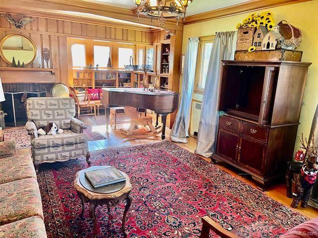 Ironwood, MI 49938,164 RIDGE ST E