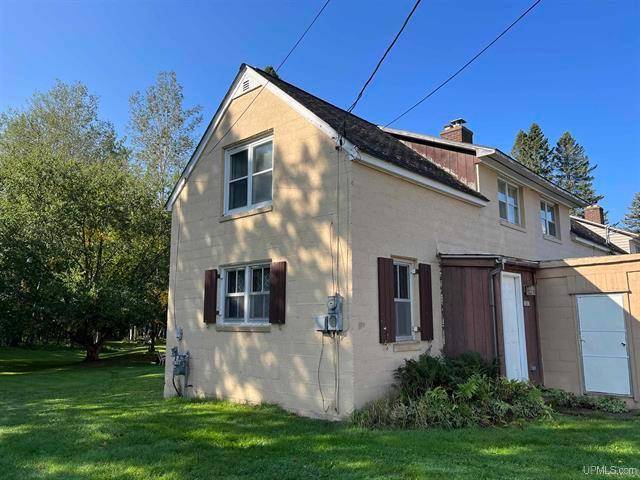 Ironwood, MI 49938,E5217 SUNSET RD