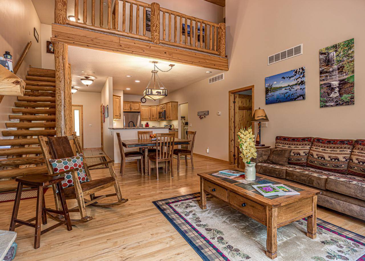 Arbor Vitae, WI 54568,11121 LITTLE MUSKIE LAKE LN #1