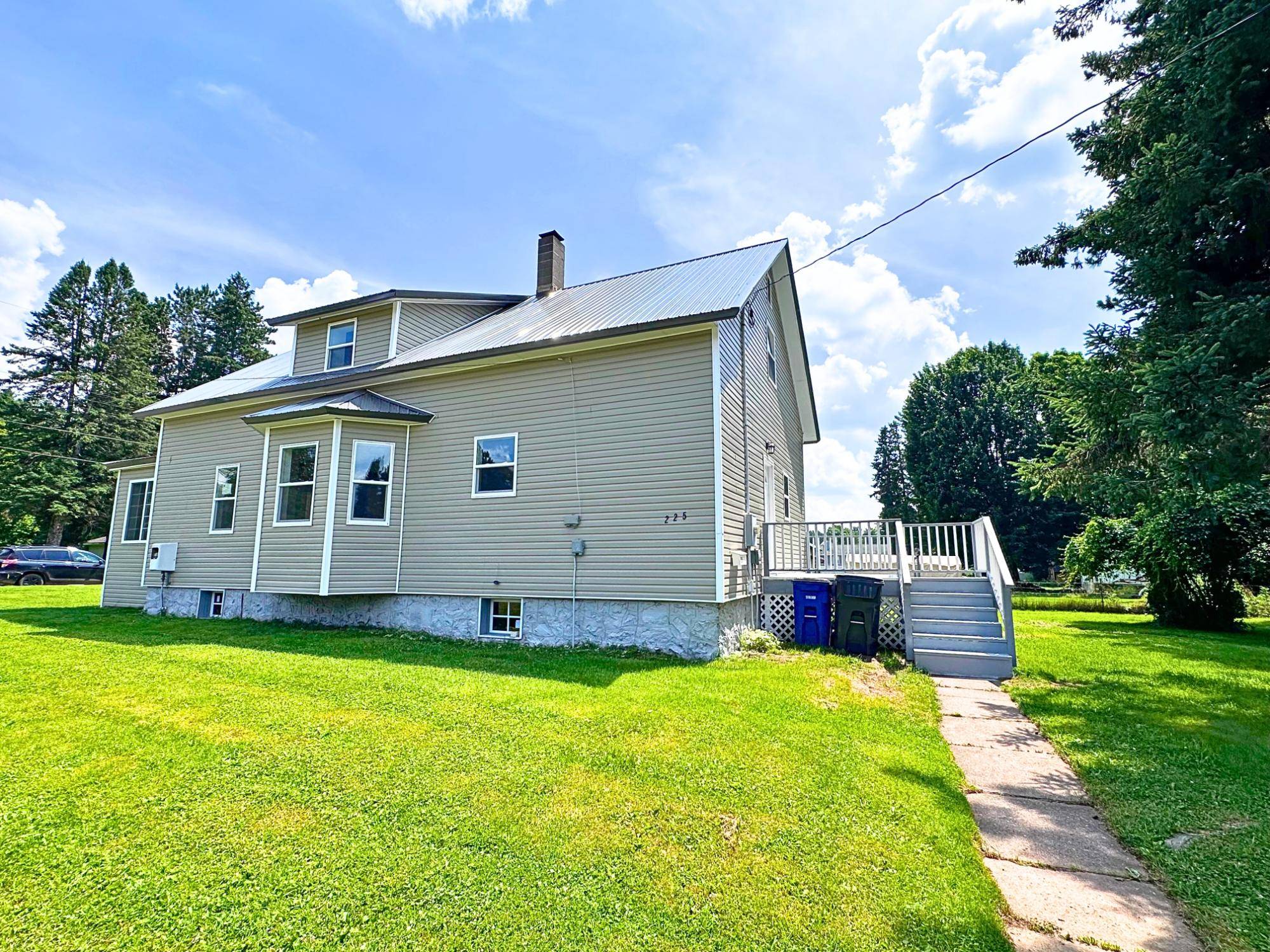 Park Falls, WI 54552,225 WISCONSIN ST