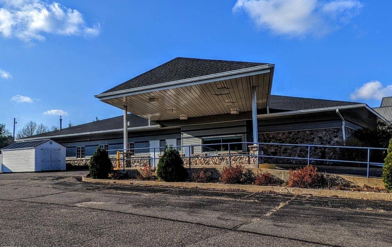 Phillips, WI 54555-1114,864 LAKE AVE N