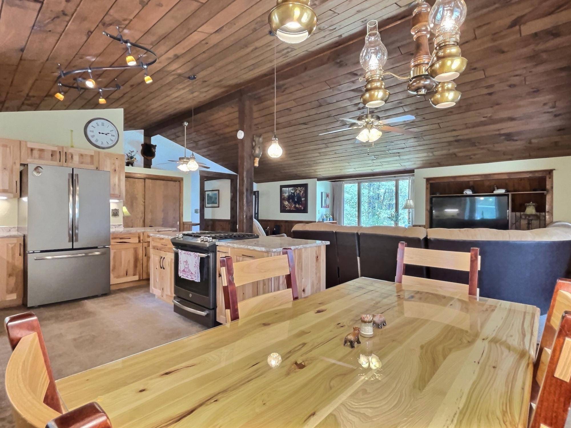 Sugar Camp, WI 54521,5181 HIDEAWAY DR