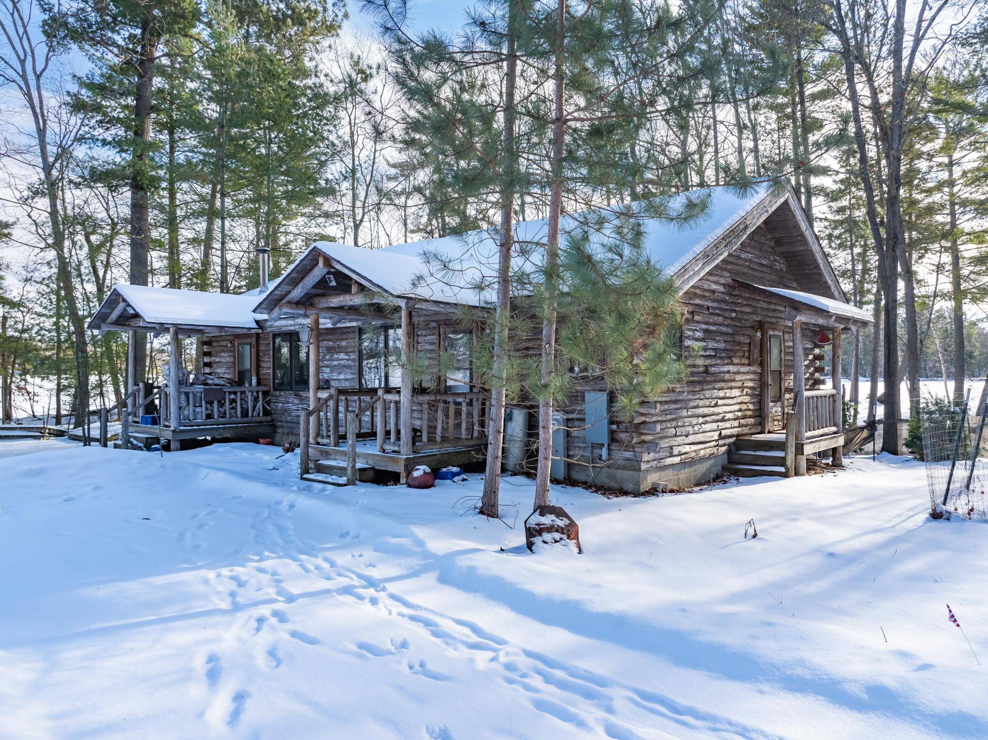 Eagle River, WI 54521,1074 CIRCLE DR