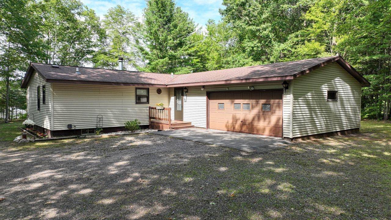 Lac Du Flambeau, WI 54538,2329 POINT LN