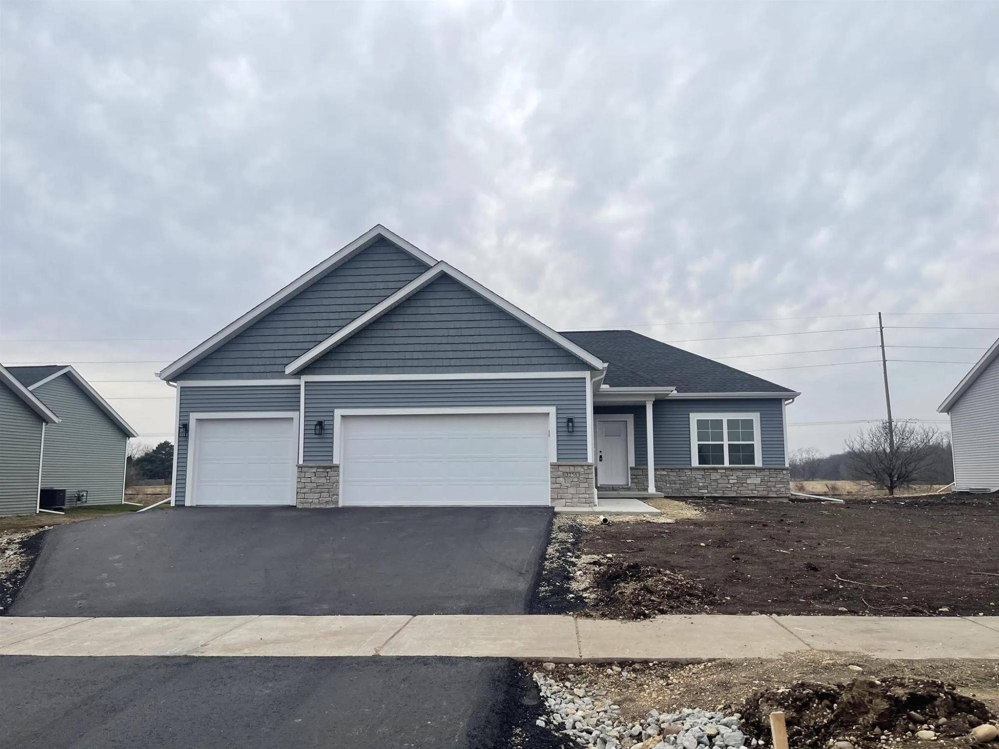 Minocqua, WI 54548,8632 OAK PARK CR