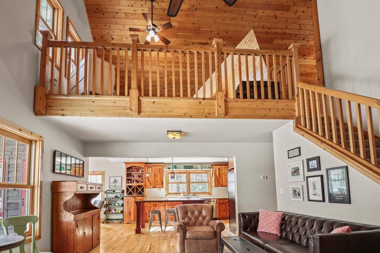 Sayner, WI 54560,2962 PINE CREST LN