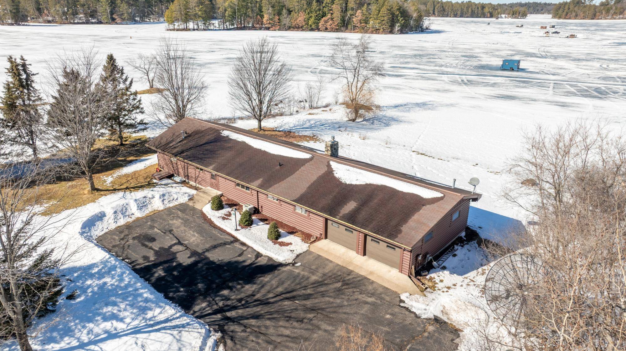 Rhinelander, WI 54501,533 LAKE SHORE DR