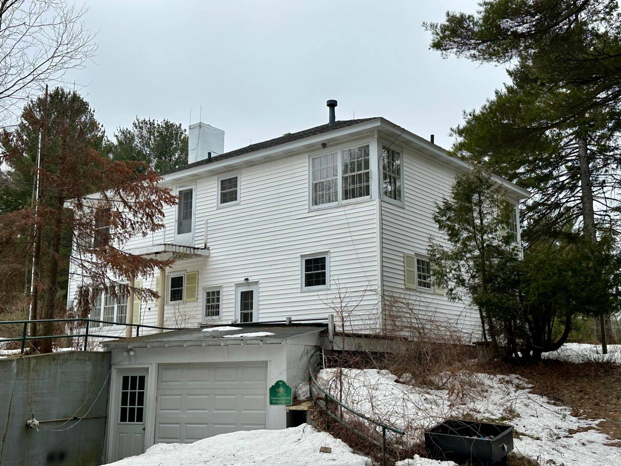 Ontonagon, MI 49953,500 LAKESHORE DR