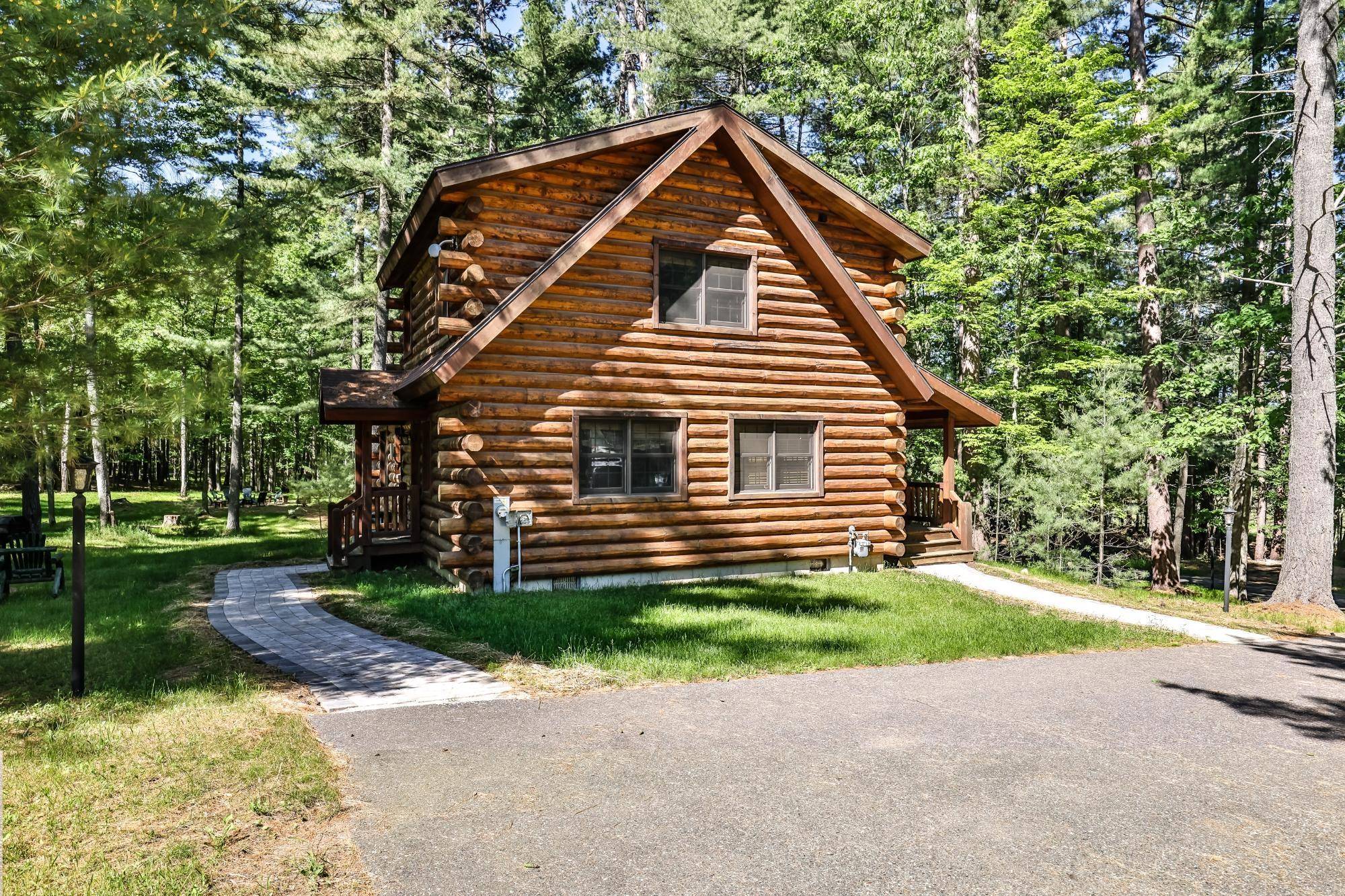 Minocqua, WI 54548,8250 NORTHERN RD #166
