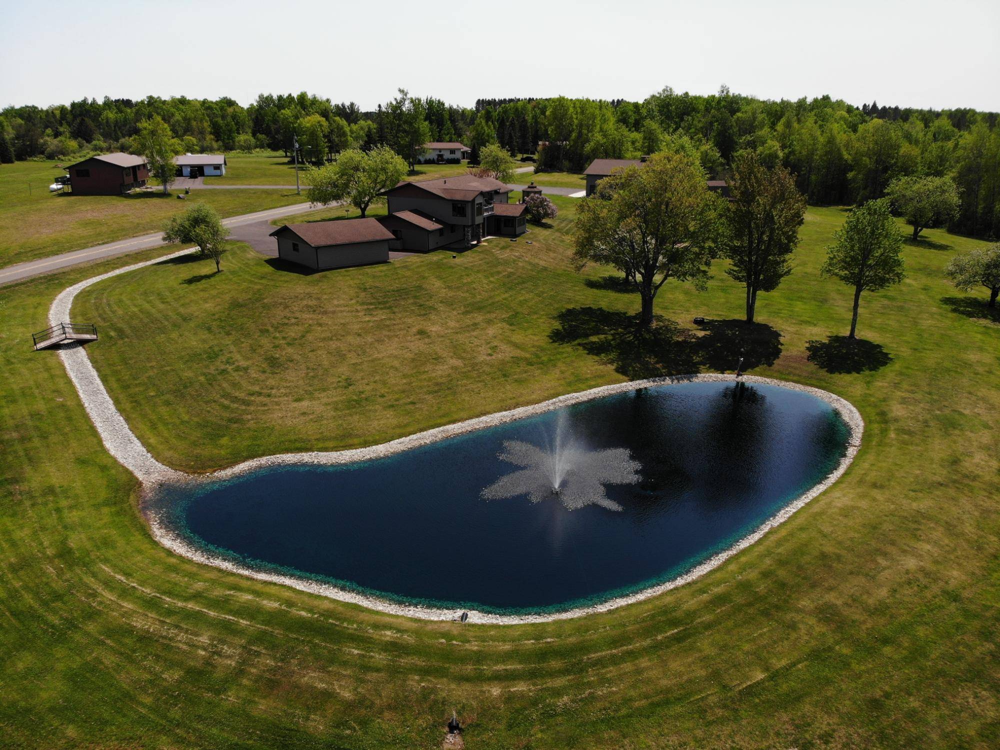 Ironwood, MI 49938,661 SOUTH RANGE RD