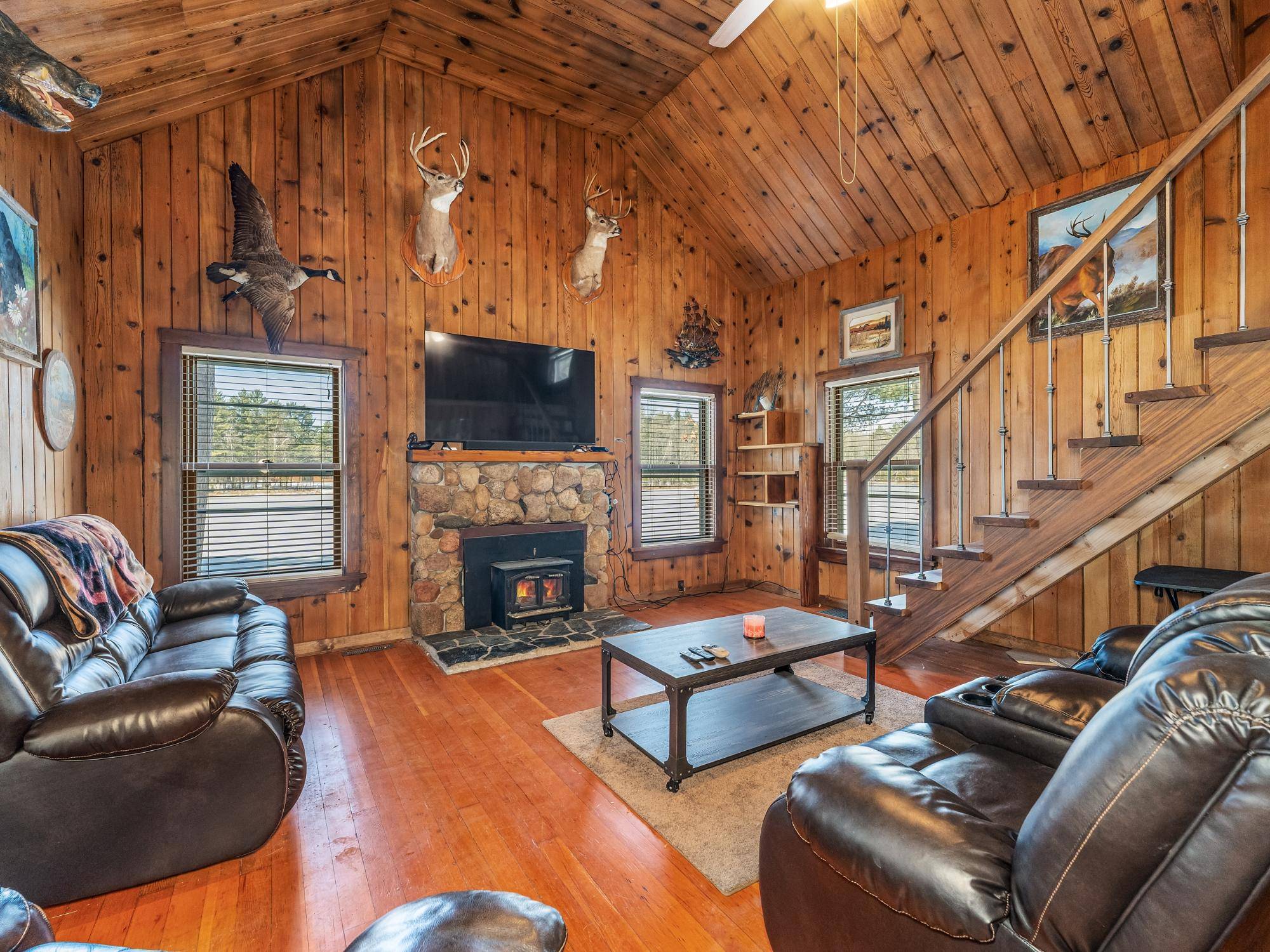 Minocqua, WI 54548,8957 KOOLISH RD