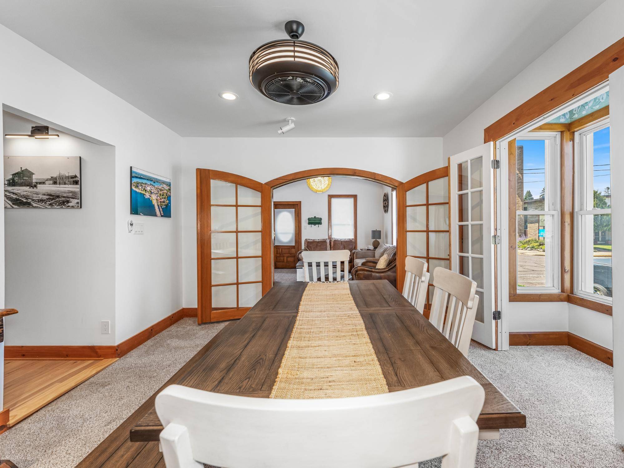 Minocqua, WI 54548,202 MILWAUKEE ST W