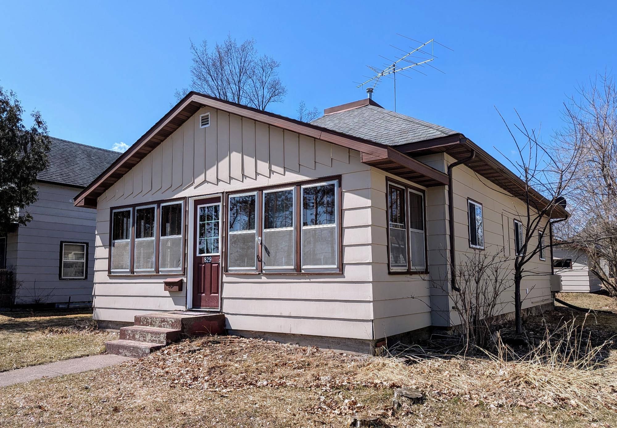 Park Falls, WI 54552,829 1ST AVE