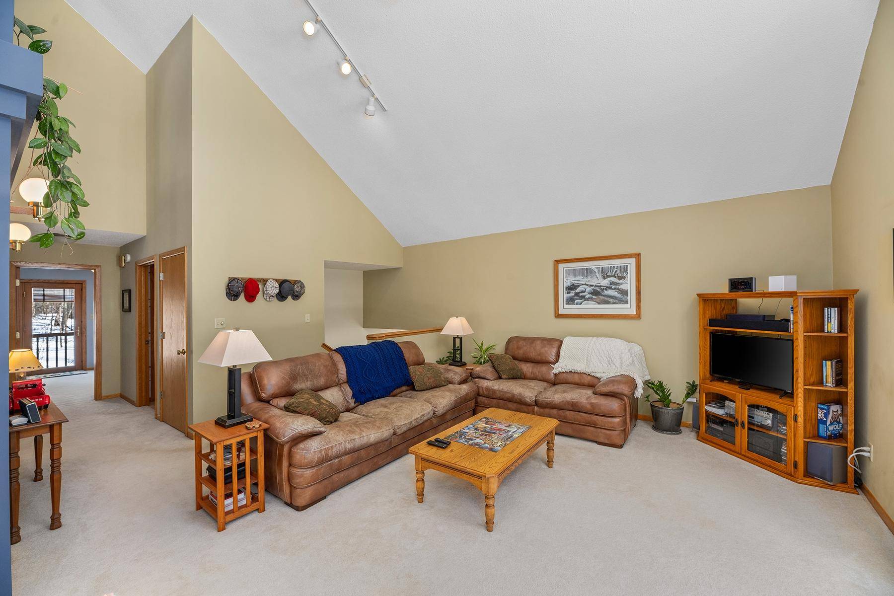 Minocqua, WI 54548,10396 HOWARDS END RD