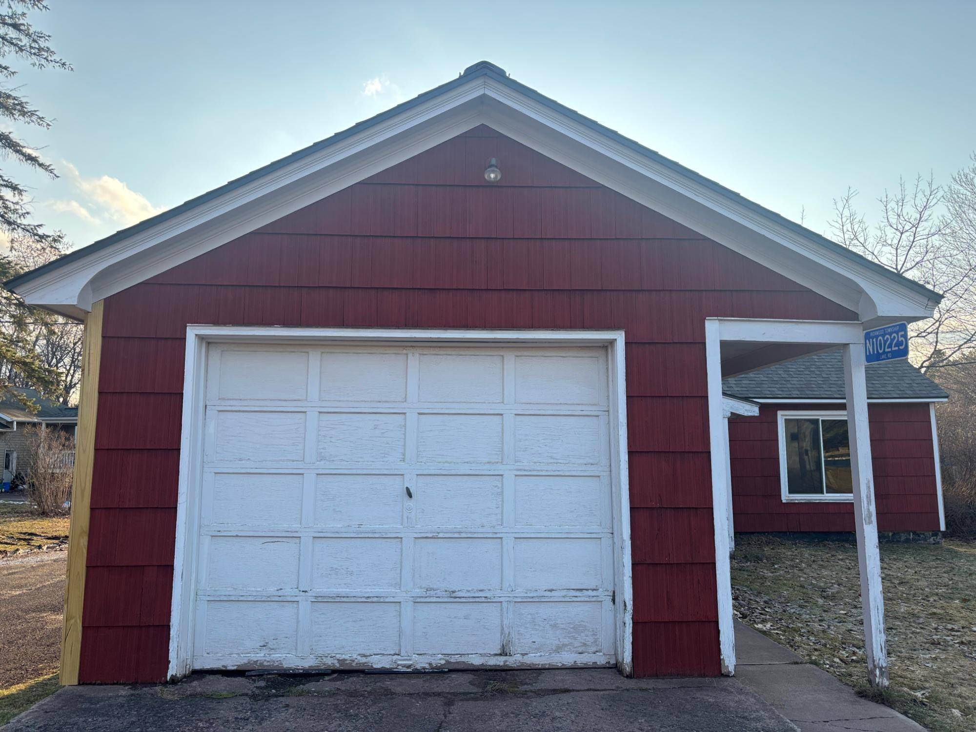 Ironwood, MI 49938,N10225 LAKE RD