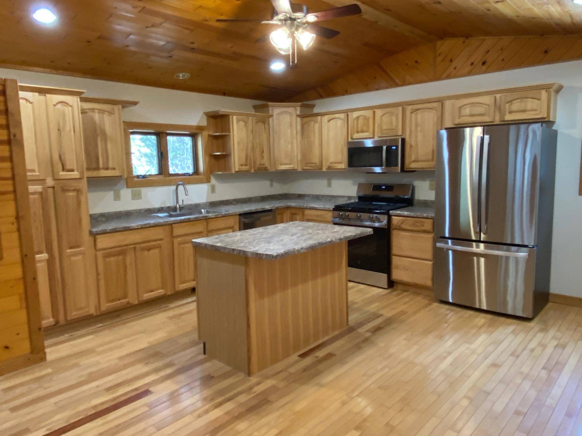 Eagle River, WI 54521,129 BLACK SQUIRREL LN