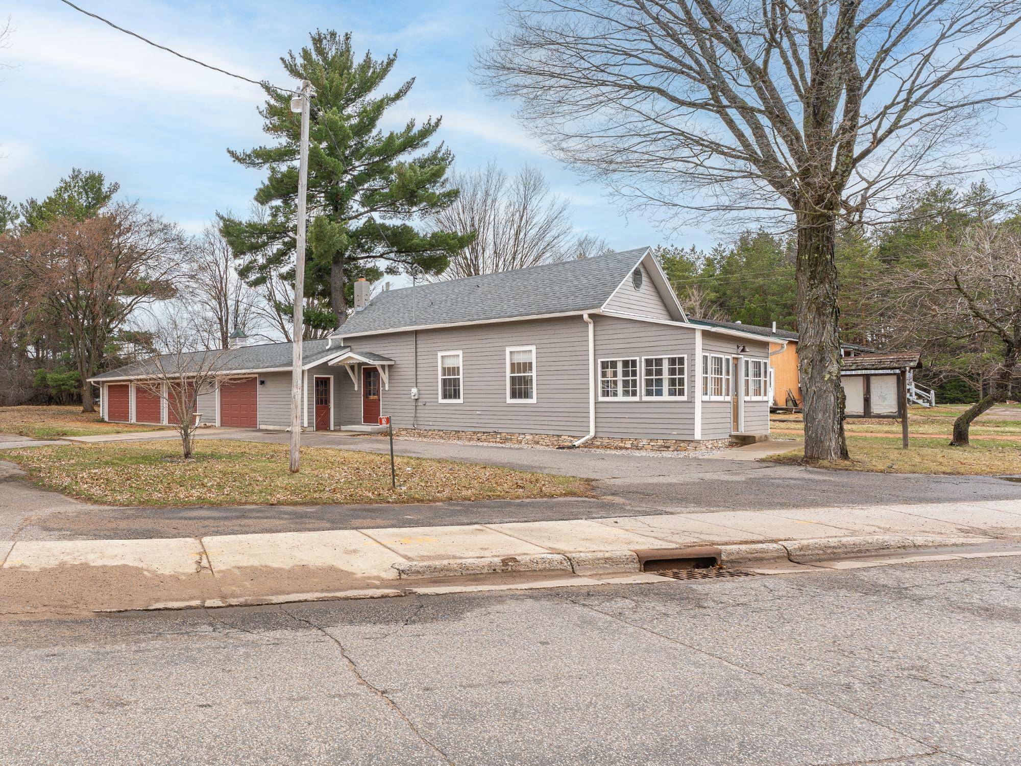 Three Lakes, WI 54562,1821 ANDERSON ST
