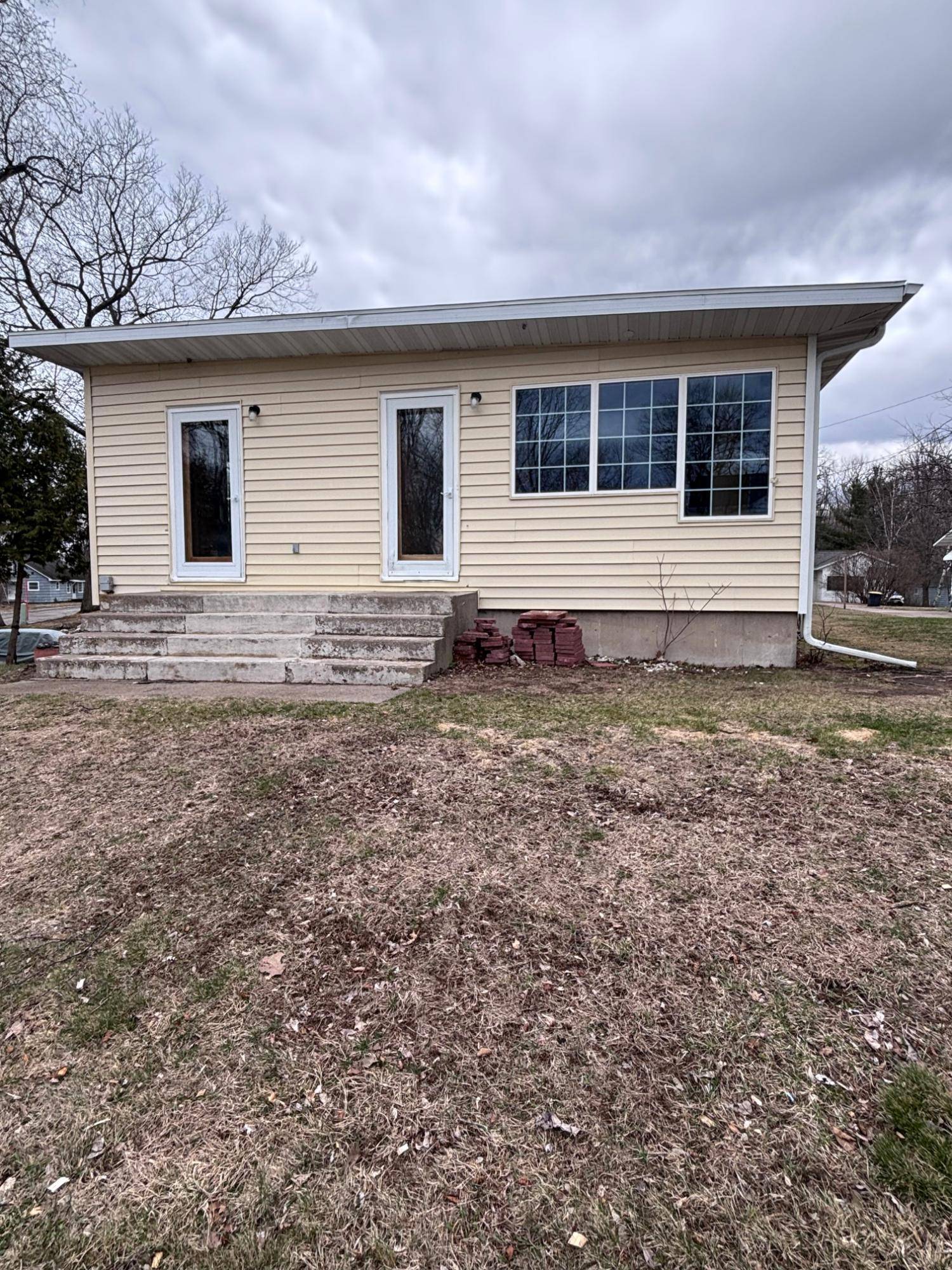 Rhinelander, WI 54501,768 DAVENPORT ST W