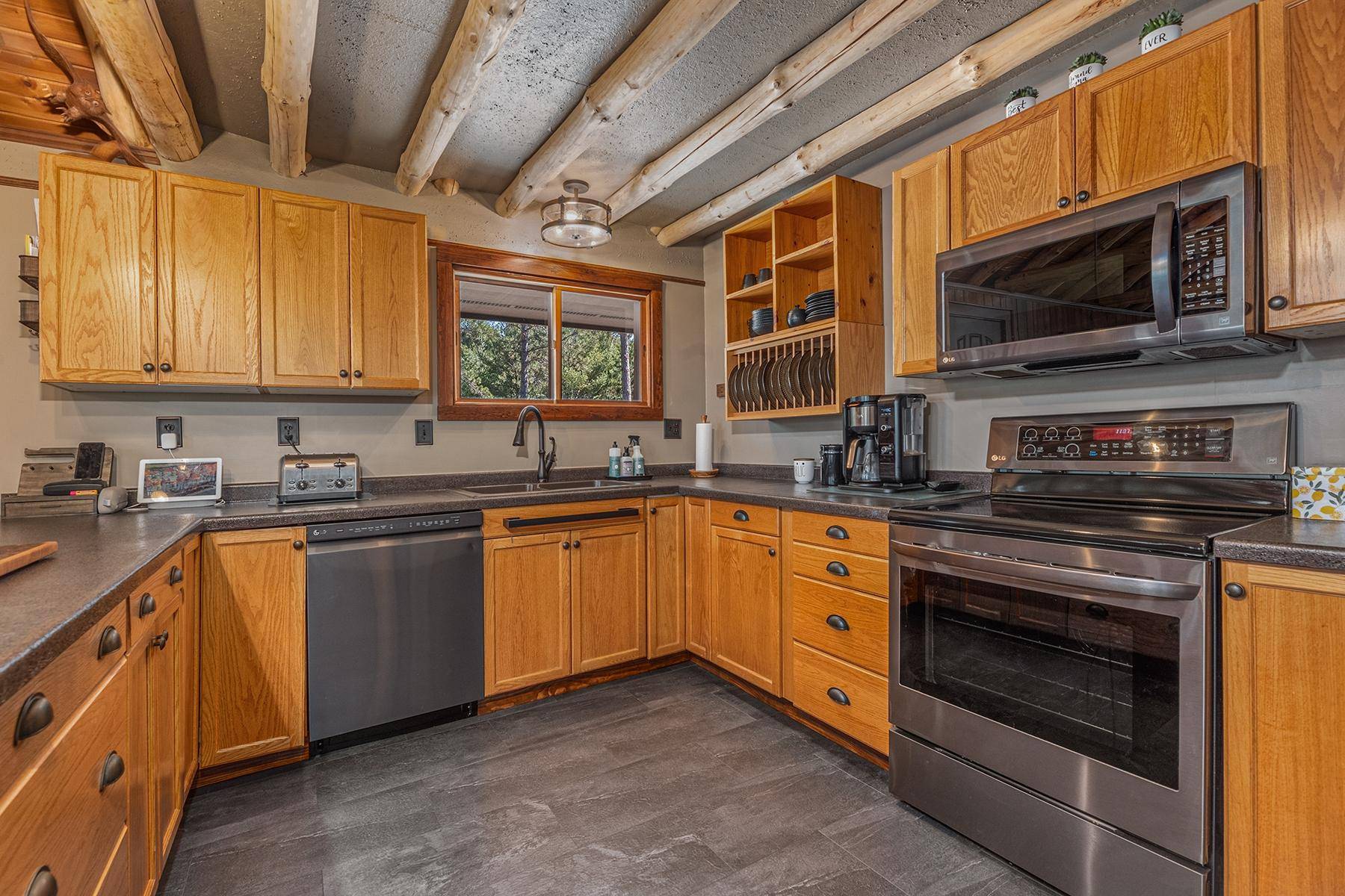 Rhinelander, WI 54501,6025 E SHORE DR