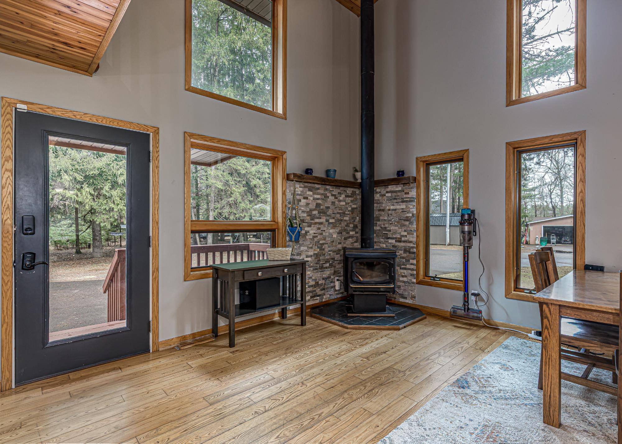 Woodruff, WI 54568,11190 SCOTT RD