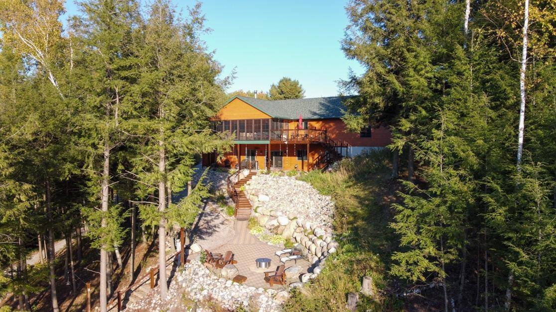 Mountain, WI 54149,16299 THELEN RD