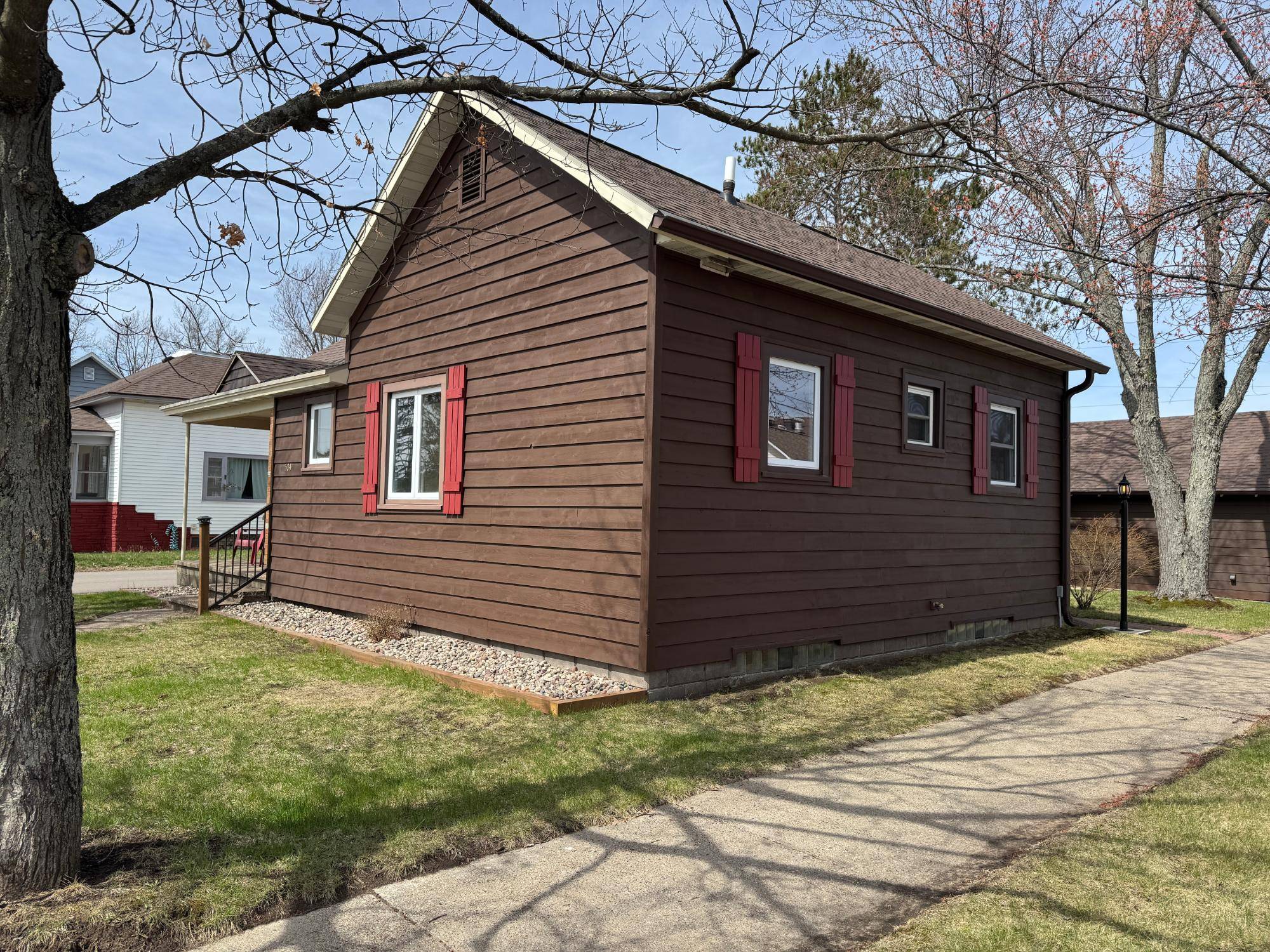 Rhinelander, WI 54501,504 PELHAM ST S
