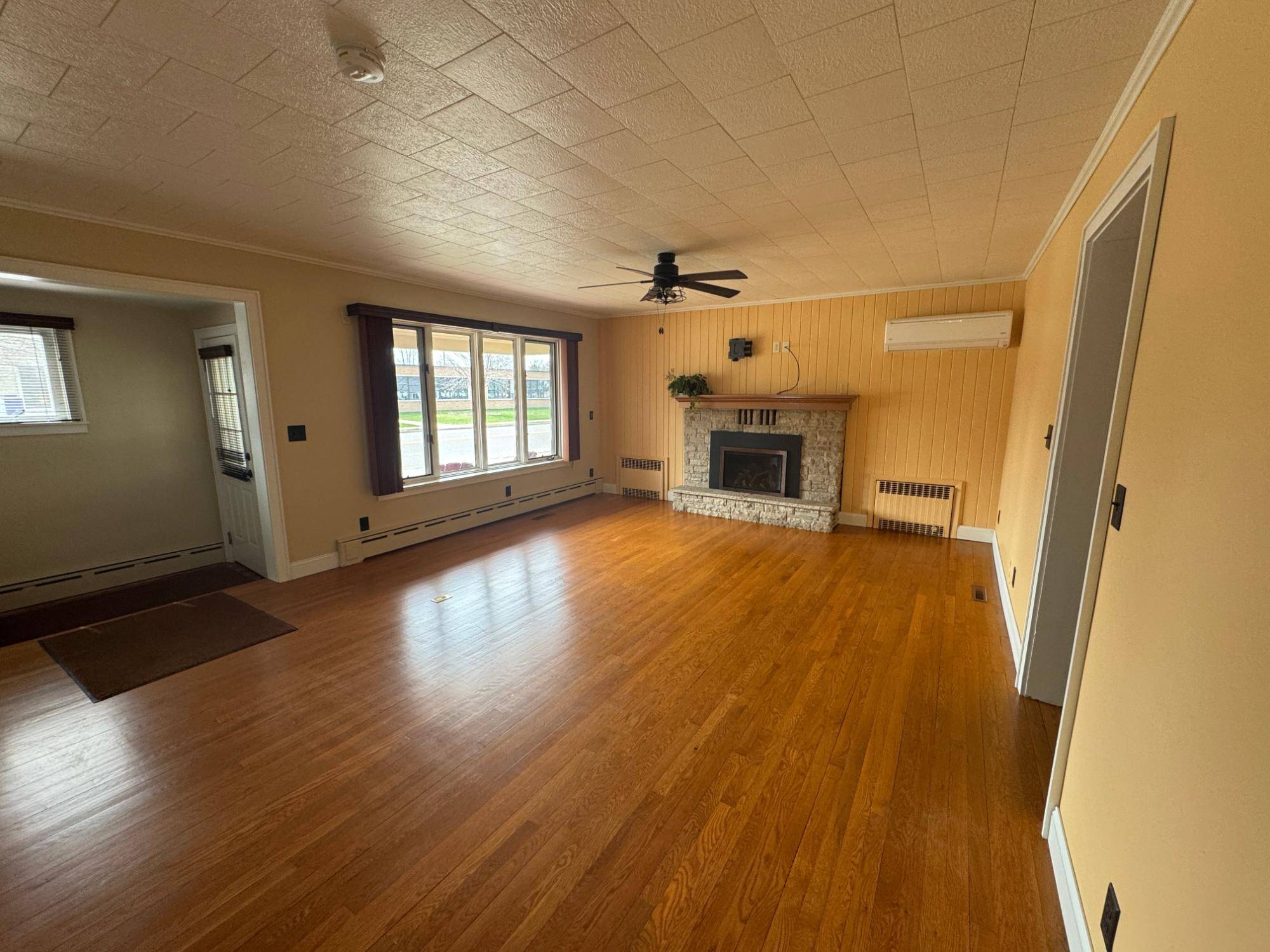Rhinelander, WI 54501,11 KEENAN ST W