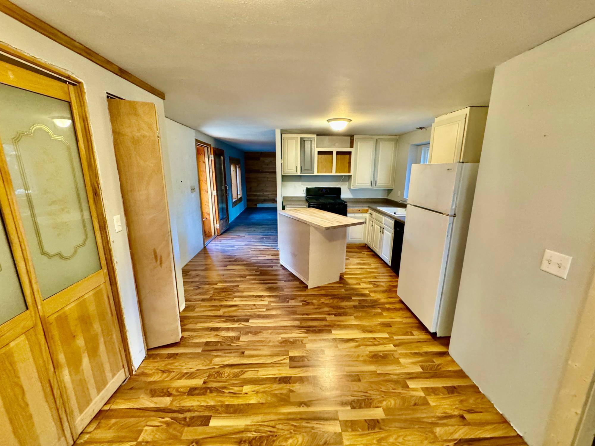 Eagle River, WI 54521,8785 PENINSULA RD