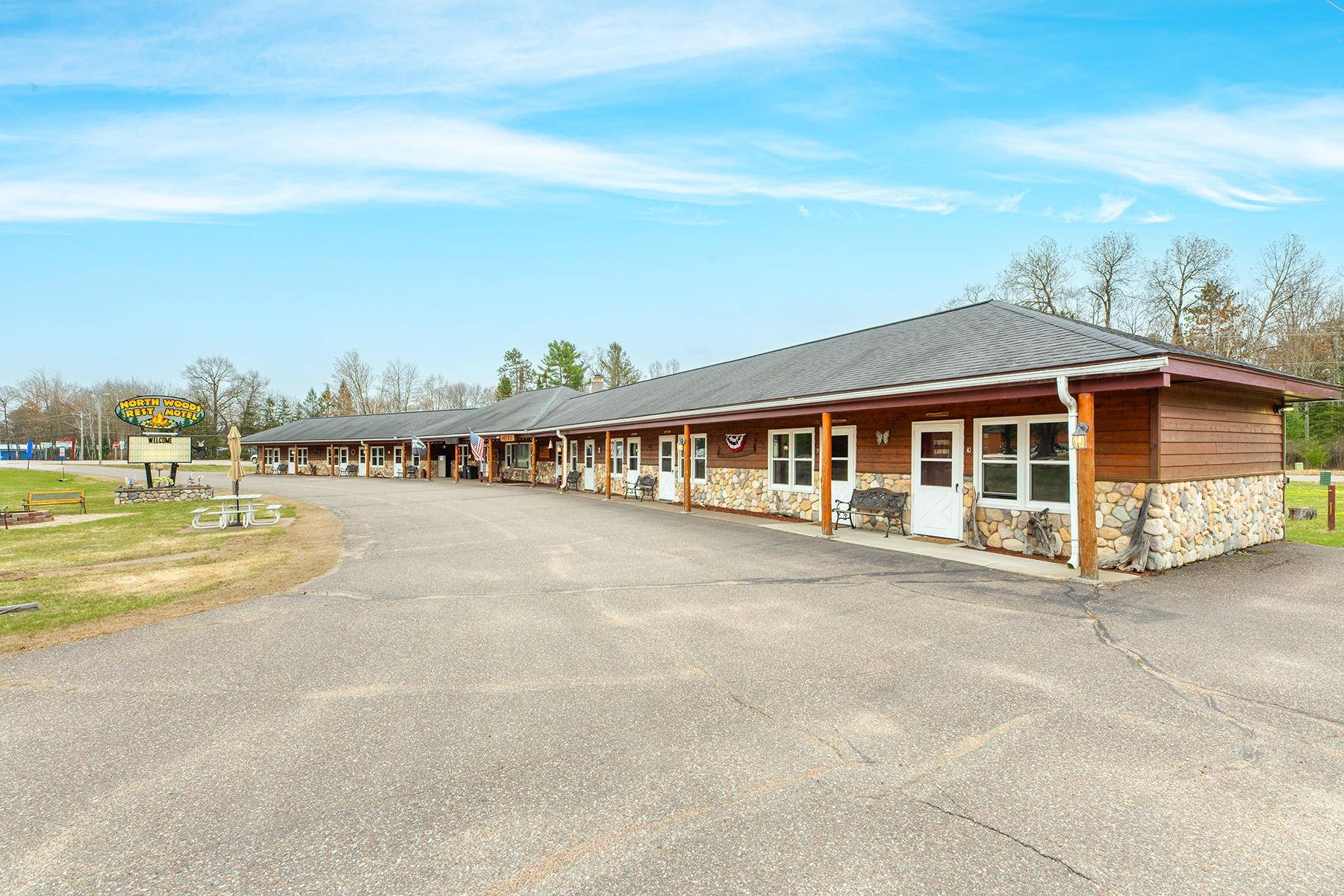 St Germain, WI 54558,8083 HWY 70