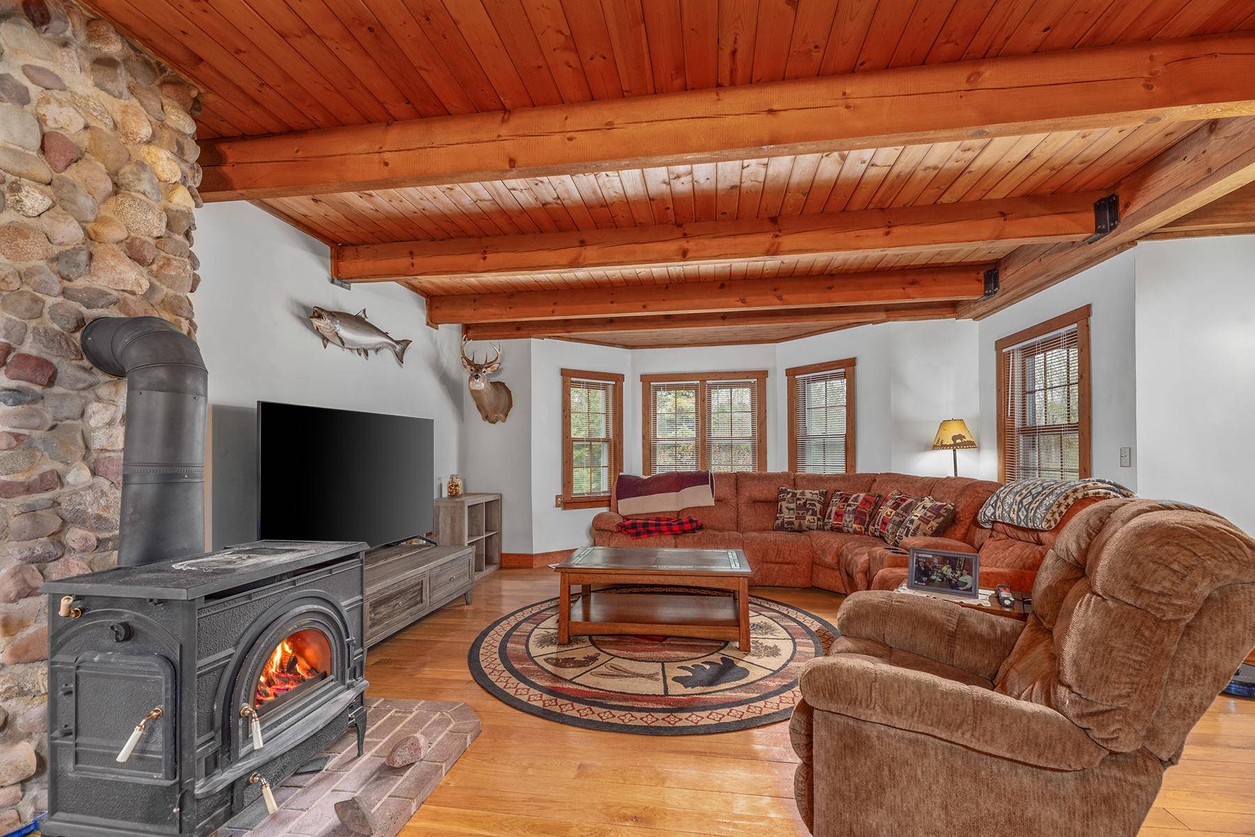 Watersmeet, MI 49969,19637 HEBERT RD