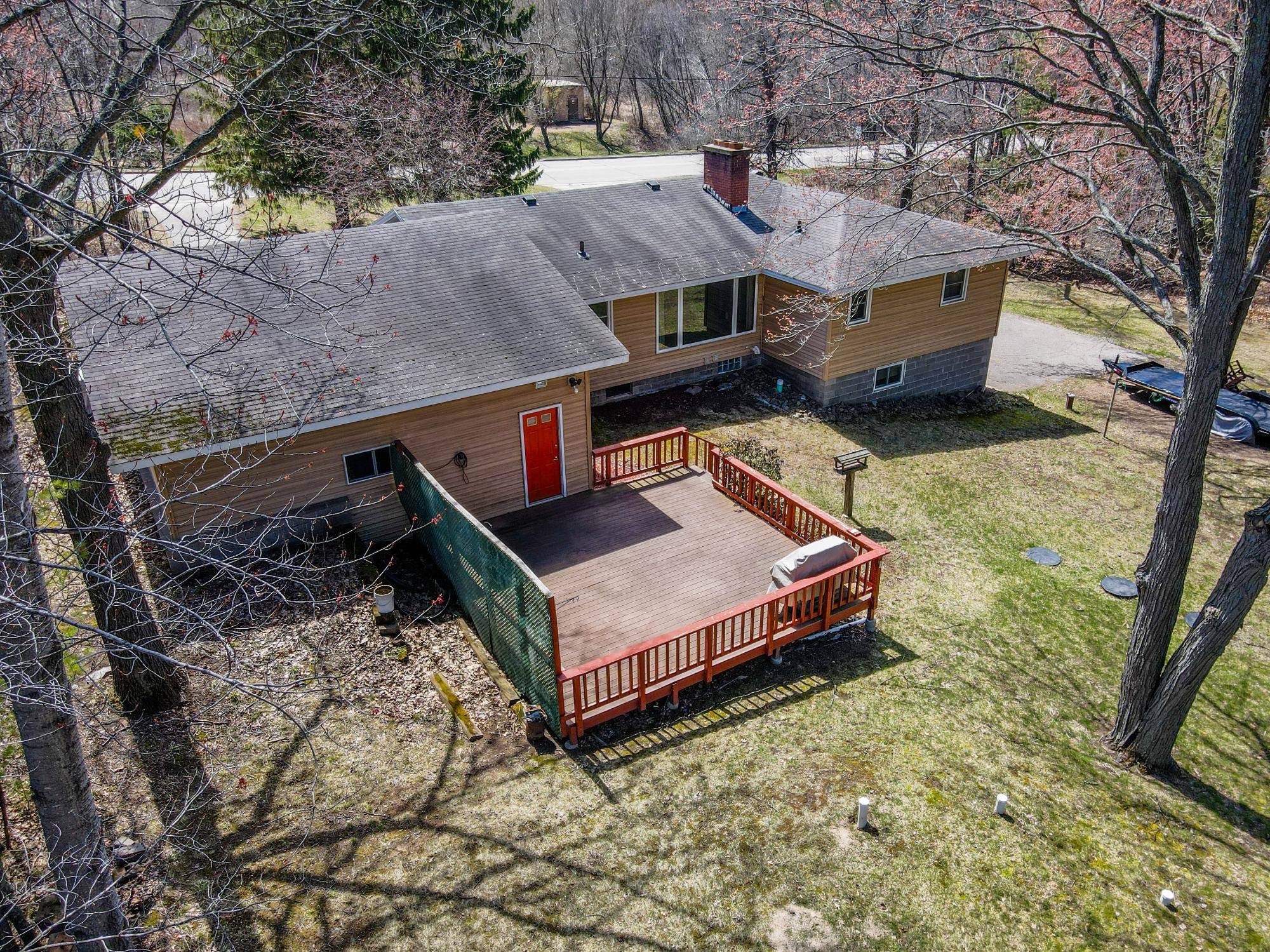 Rhinelander, WI 54501,1530 RIVER ST