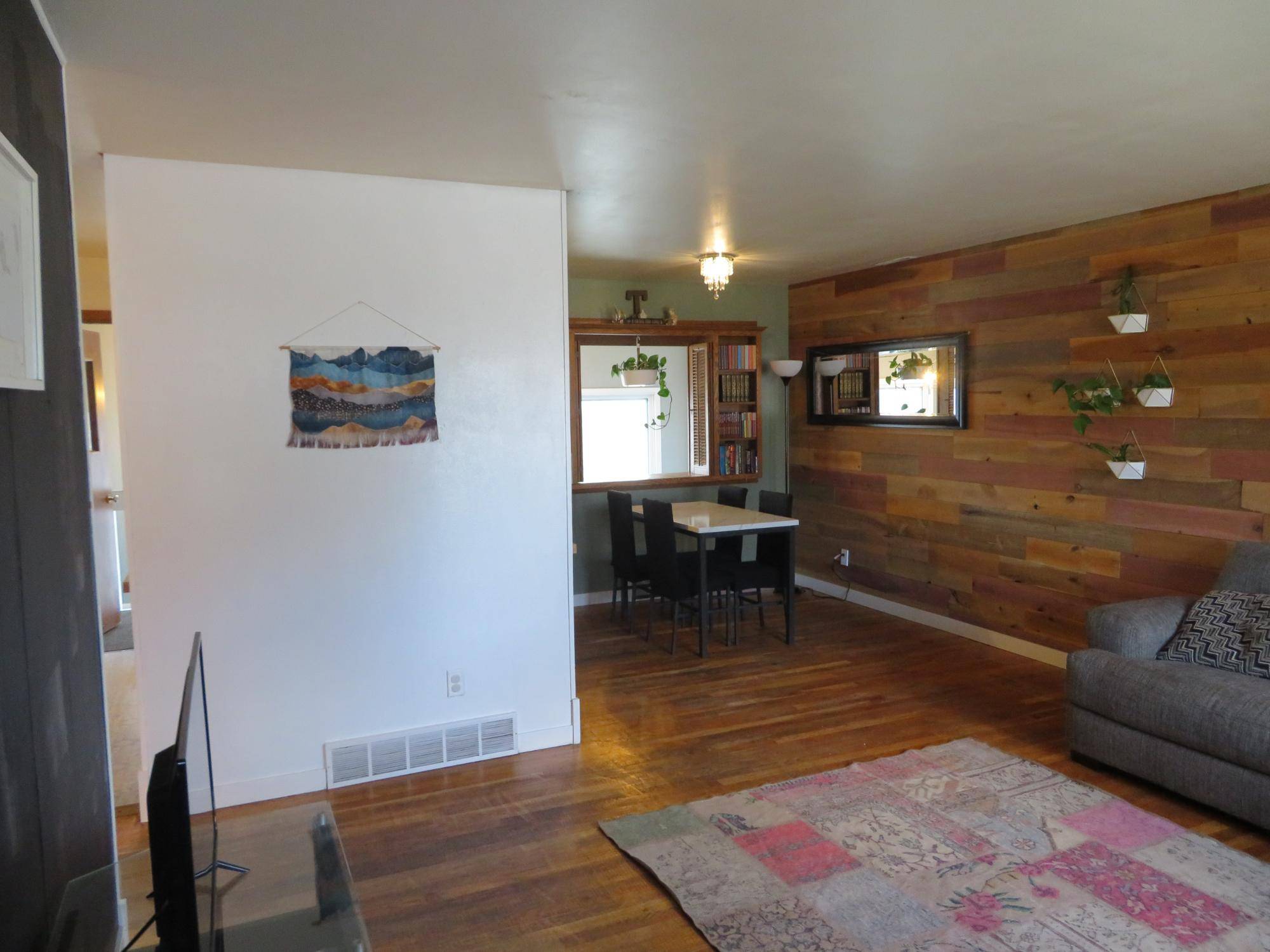 Merrill, WI 54452,1709 8TH ST E