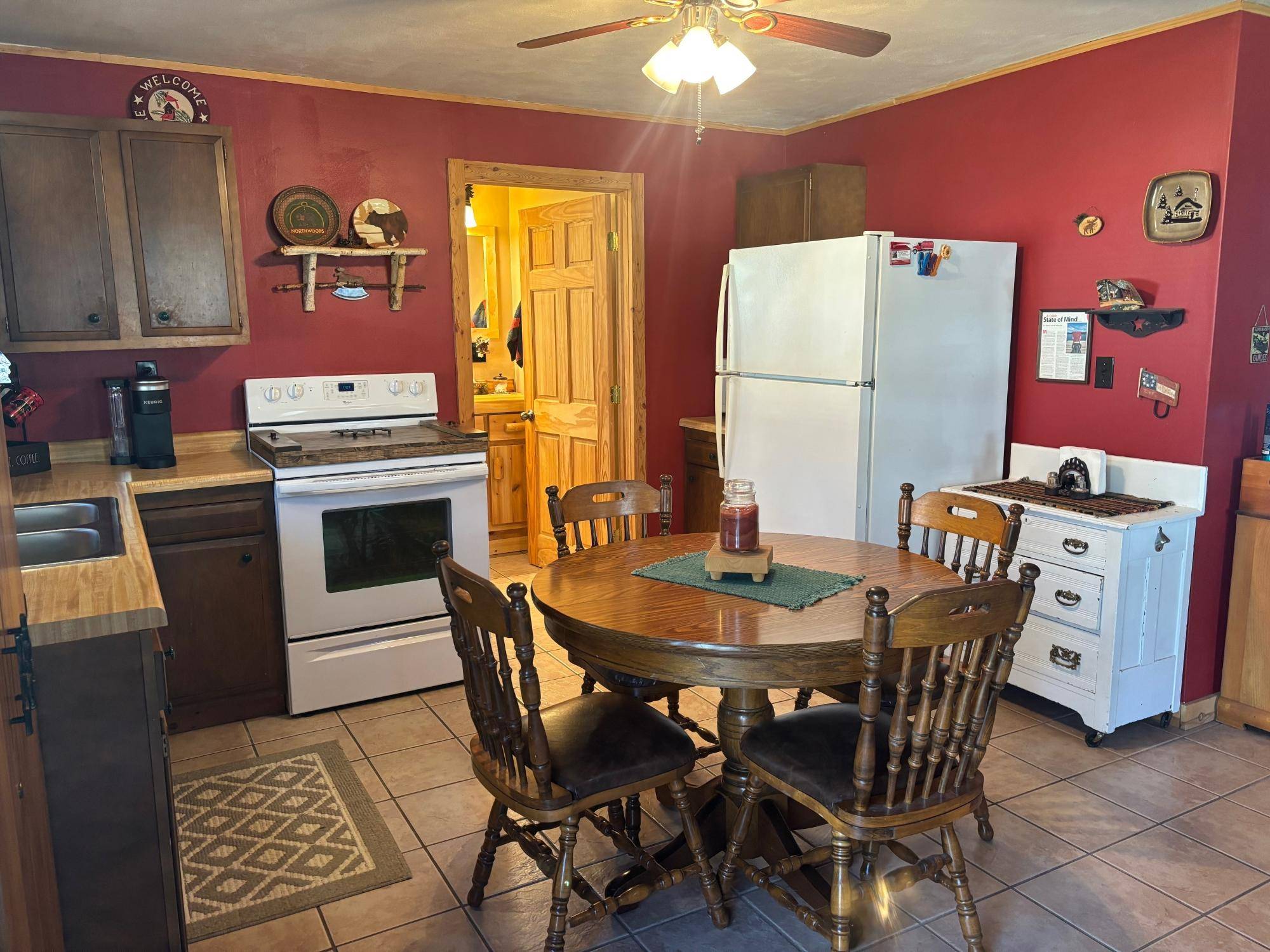 Mountain, WI 54149,15714 MAIDEN LANDING LN
