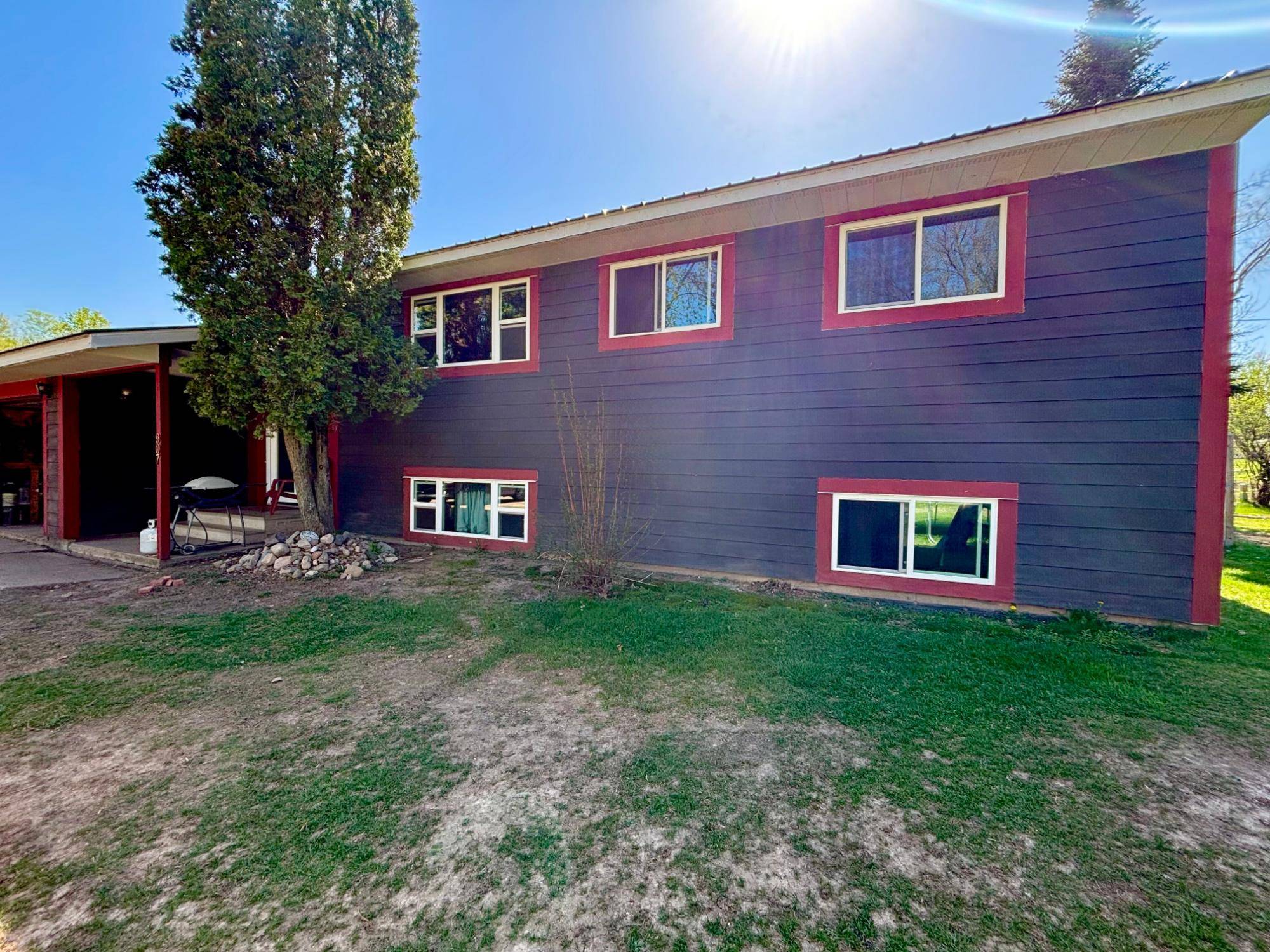 Prentice, WI 54556,907 PINE ST