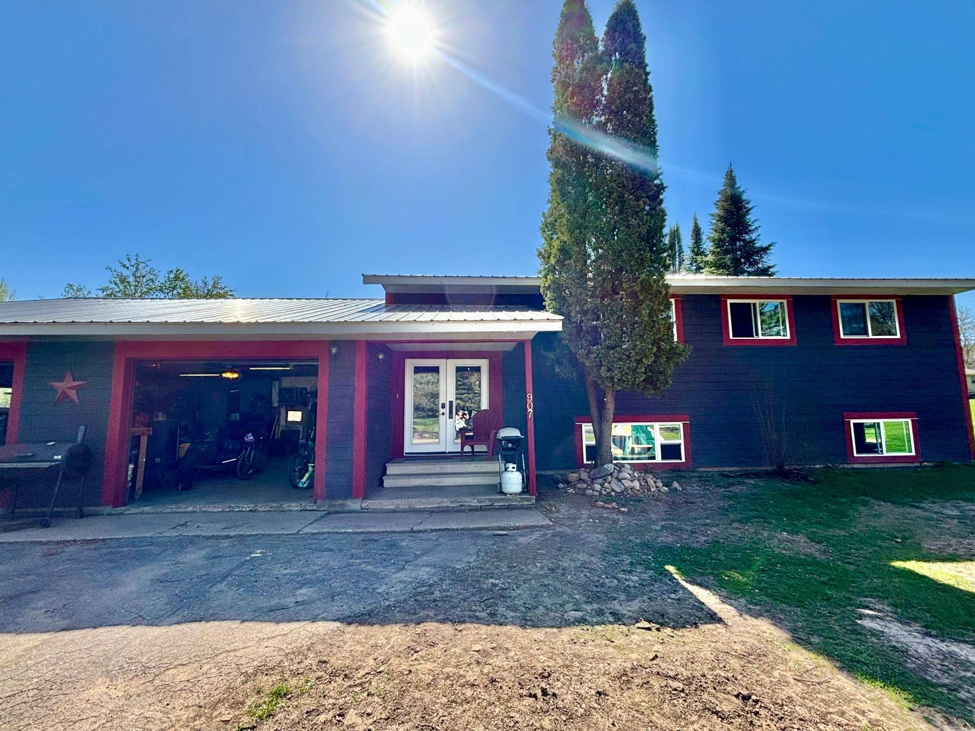Prentice, WI 54556,907 PINE ST