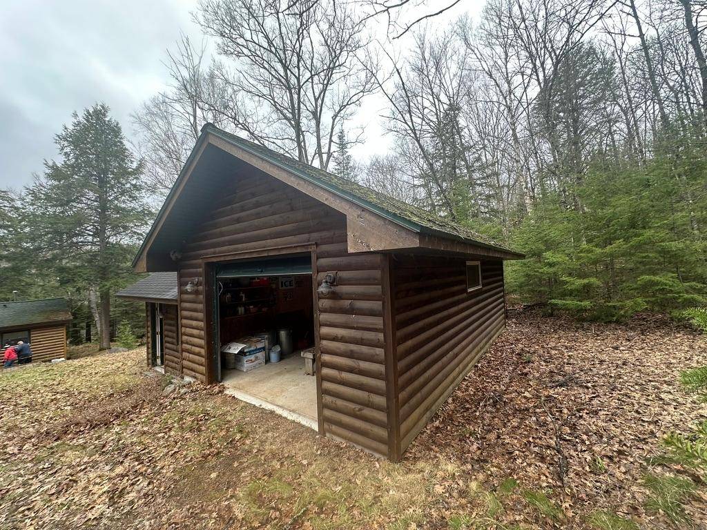 Land O Lakes, WI 54540,8558 SUMMIT LN